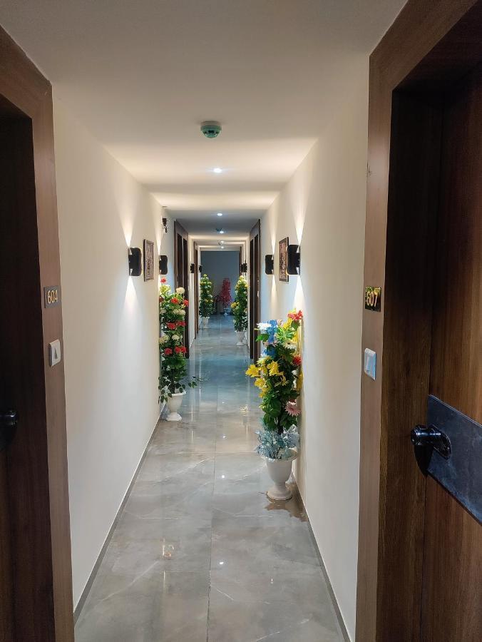 Hotel Lee Park Ahmedabad Exterior photo