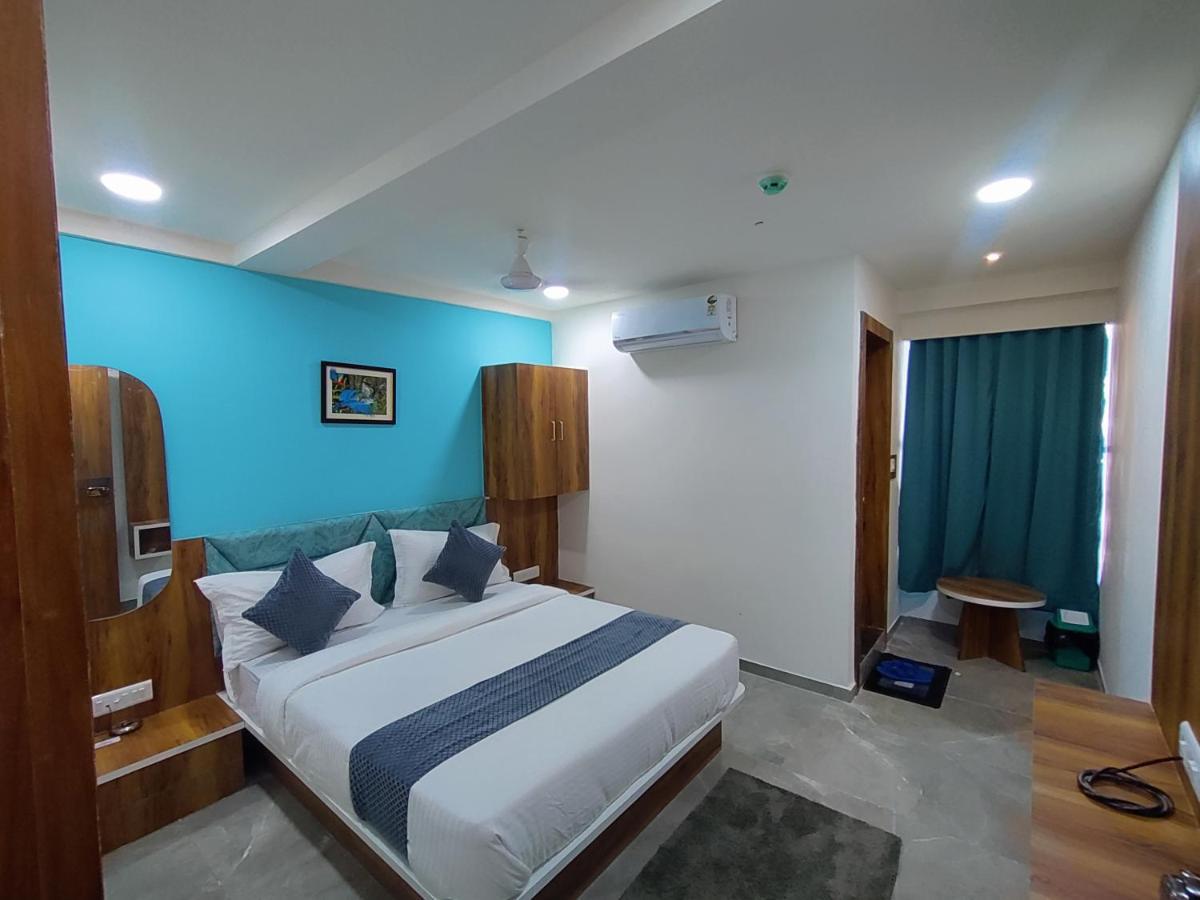 Hotel Lee Park Ahmedabad Exterior photo