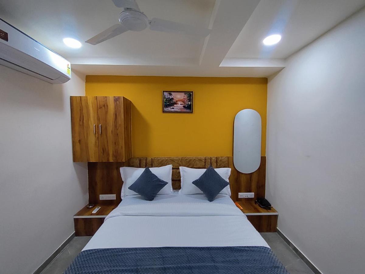 Hotel Lee Park Ahmedabad Exterior photo